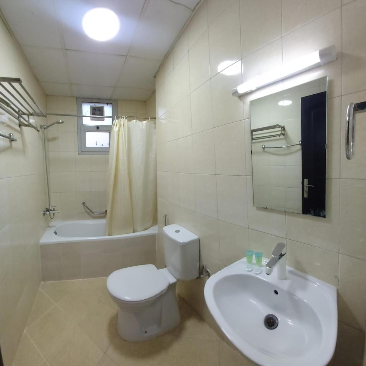 Al Khaleej Plaza Furnished Apartments Llc Ajman Ngoại thất bức ảnh