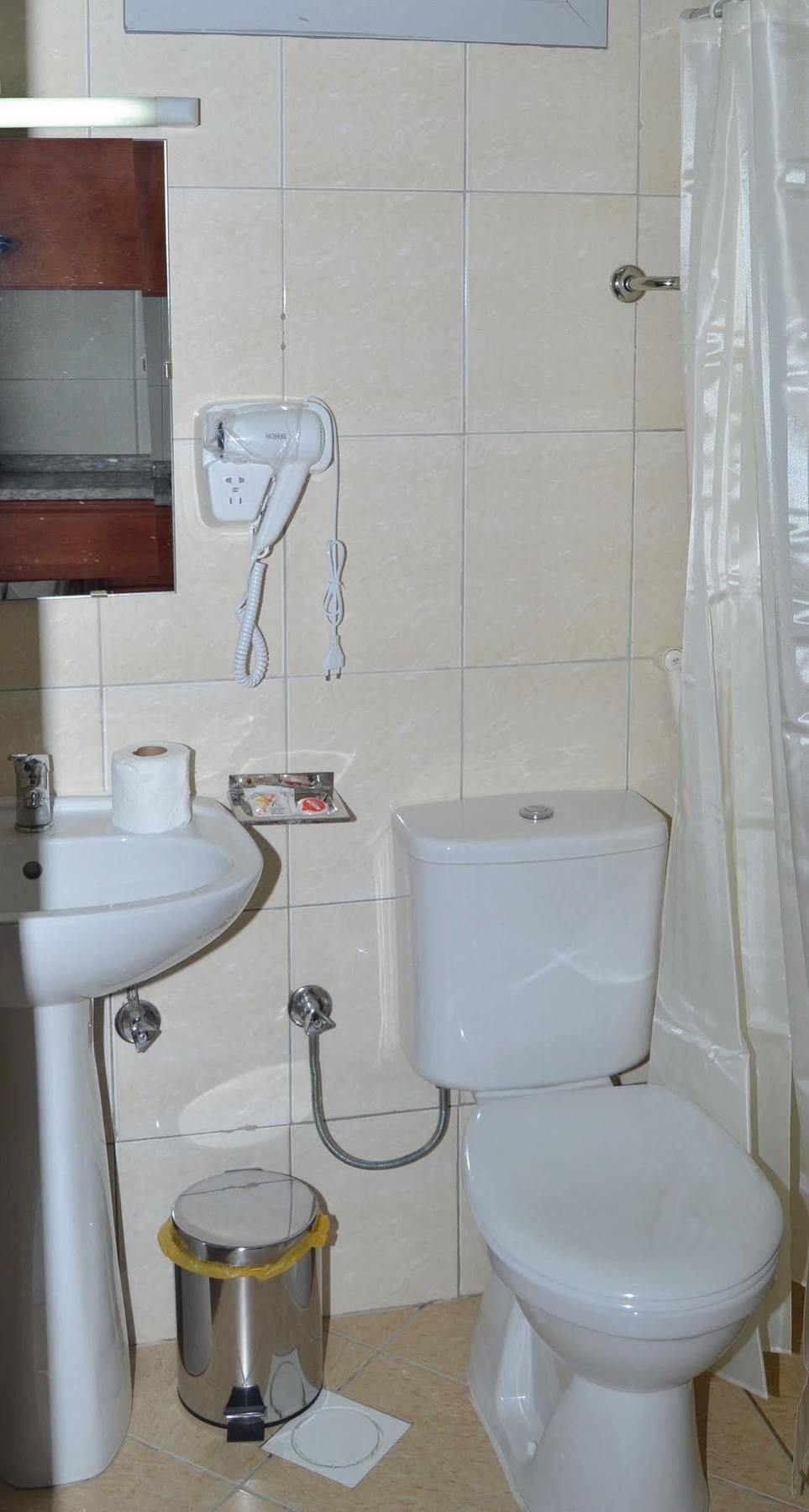 Al Khaleej Plaza Furnished Apartments Llc Ajman Ngoại thất bức ảnh